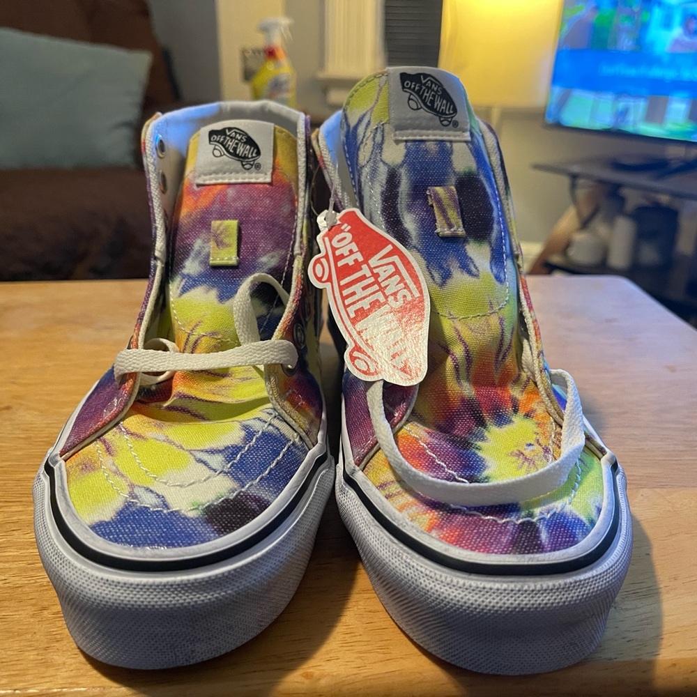 🥑Sk8-Hi (Washed) Tie Dye/True Wht Women’s Size 7